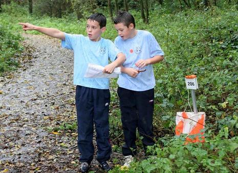 Orienteering_pair_large